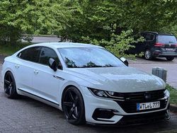 Weiß Gebraucht 2017 VW Arteon R-line Limousine | 30.000 € (Teuer)
