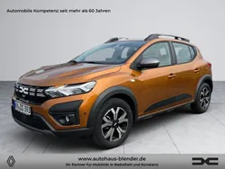 Taklamakanorange metallic Gebraucht 2023 Dacia Sandero Expression Kleinwagen | 17.970 € (Fairer Preis)