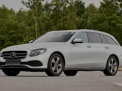 Weiß Gebraucht 2017 Mercedes E220 Kombi | 19.000 € (Superpreis)