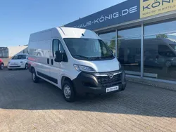 Weiß Gebraucht 2024 Opel Movano Van | 28.401 € (Guter Preis)