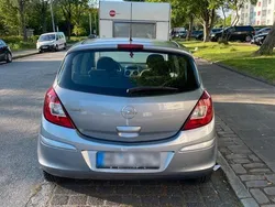 Grau Gebraucht 2009 Opel Corsa Kleinwagen | 1.900 € (Guter Preis)