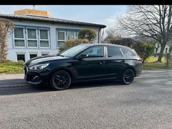Schwarz Gebraucht 2020 Hyundai i30 Trend Kombi | 14.800 € (Fairer Preis)