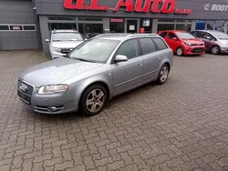Grau Gebraucht 2007 Audi A4 Business Kombi | 1.990 € (Guter Preis)