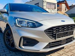 Silber Gebraucht 2021 Ford Focus ST-Line Limousine | 13.400 € (Guter Preis)