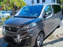 Grau Gebraucht 2021 Peugeot e-Traveller Allure Van / Kleinbus | 25.000 €