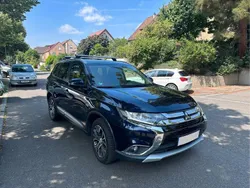 Blau Gebraucht 2016 Mitsubishi Outlander Plus SUV | 13.750 € (Fairer Preis)