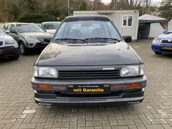 Grau Gebraucht 1989 Mazda 121 Kleinwagen | 3.999 €