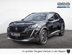 Schwarz / perla nera schwarz (metallic) Gebraucht 2021 Peugeot e-2008 GT SUV | 17.500 € (Guter Preis)