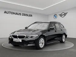 Schwarz ii Gebraucht 2022 BMW 320e Advantage Kombi | 24.980 € (Fairer Preis)