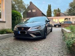 Grau Gebraucht 2018 Cupra Leon Limousine | 21.499 € (Guter Preis)