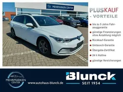 Pure white Gebraucht 2021 VW Golf VIII Life Kombi | 22.990 € (Fairer Preis)