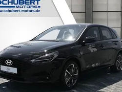 Schwarz Gebraucht 2024 Hyundai i30 Advantage Kombi | 19.490 € (Superpreis)