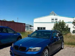 Blau Gebraucht 2009 BMW 320 M Sport Kombi | 8.150 €