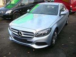 Diamantsilber metalliclack Gebraucht 2016 Mercedes C180 Avantgarde Limousine | 20.990 € (Fairer Preis)