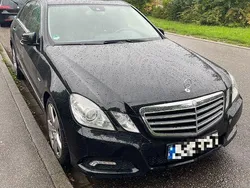 Schwarz Gebraucht 2010 Mercedes E250 Avantgarde Limousine | 14.000 € (Etwas zu teuer)