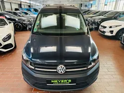 Blau Gebraucht 2018 VW Caddy Beach Van / Kleinbus | 15.900 €