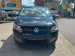 Schwarz Gebraucht 2011 VW Touran Trendline Van / Kleinbus | 7.680 € (Fairer Preis)