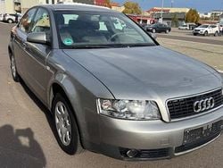 Blau Gebraucht 2002 Audi A4 Limousine | 999 € (Superpreis)