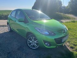 Grün Gebraucht 2011 Mazda 2 Edition Kleinwagen | 3.999 € (Fairer Preis)