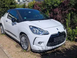 Weiß Gebraucht 2011 Citroën DS3 Chic Limousine | 5.500 € (Guter Preis)