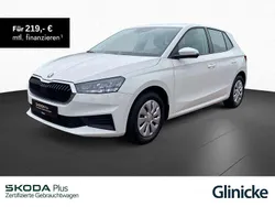 Weiß Gebraucht 2022 Skoda Fabia Active Kleinwagen | 15.633 € (Fairer Preis)