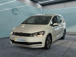 Weiß Gebraucht 2024 VW Touran Move Van / Kleinbus | 38.540 € (Etwas zu teuer)