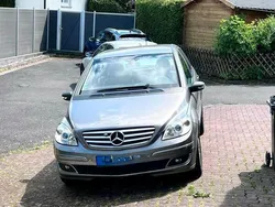 Grau Gebraucht 2006 Mercedes B200 Van / Kleinbus | 3.700 € (Guter Preis)