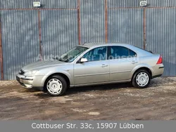 Beige Gebraucht 2005 Ford Mondeo Ghia Limousine | 799 € (Superpreis)