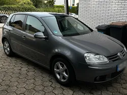 Grau Gebraucht 2006 VW Golf V Goal Limousine | 1.950 € (Guter Preis)