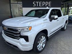 White met (metallic) Gebraucht 2024 Chevrolet Silverado SUV | 68.800 €