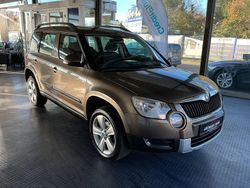 Braun Gebraucht 2011 Skoda Yeti Ambition SUV | 6.990 € (Teuer)