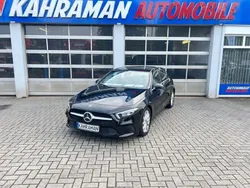 Nachtschwarz Gebraucht 2019 Mercedes A200 Limousine | 18.899 € (Fairer Preis)