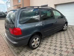 Blau Gebraucht 2007 Seat Alhambra Van / Kleinbus | 2.800 €