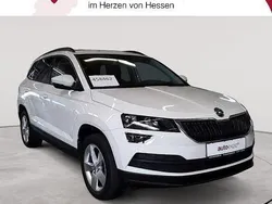 Weiß Gebraucht 2021 Skoda Karoq Ambition SUV | 18.389 € (Guter Preis)