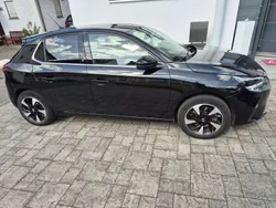 Schwarz Gebraucht 2021 Opel Corsa-e Elegance Kleinwagen | 15.100 € (Fairer Preis)