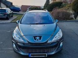Grau Gebraucht 2010 Peugeot 308 Platinum Kombi | 4.700 € (Fairer Preis)