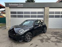 Midnightblack Gebraucht 2024 Mini Cooper Kleinwagen | 29.999 € (Fairer Preis)