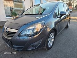 Braun Gebraucht 2011 Opel Meriva Selection Van / Kleinbus | 2.500 € (Superpreis)