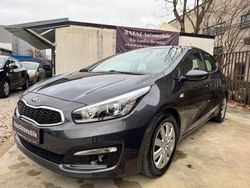Grau Gebraucht 2017 Kia Ceed Edition 7 Kleinwagen | 7.990 € (Guter Preis)