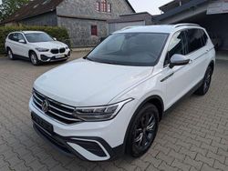 Weiß Gebraucht 2023 VW Tiguan Allspace Life SUV | 26.175 € (Guter Preis)