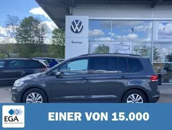 Grau metallic Gebraucht 2021 VW Touran Comfortline Van / Kleinbus | 27.900 € (Fairer Preis)