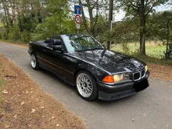 Schwarz Gebraucht 1993 BMW 325 Cabriolet Performance Cabrio | 9.999 €