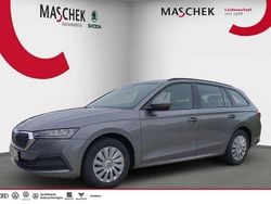 Graphite grau Gebraucht 2022 Skoda Octavia Kombi | 17.640 € (Guter Preis)