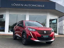 Lackierung elixierrot/typ ver Gebraucht 2023 Peugeot e-2008 Allure SUV | 24.880 € (Etwas zu teuer)