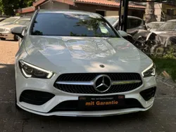 Weiß Gebraucht 2019 Mercedes CLA200 Shooting Brake AMG Kombi | 19.940 €