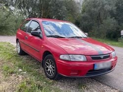 Rot Gebraucht 1998 Mazda 323 Kleinwagen | 2.500 € (Fairer Preis)