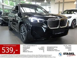 Schwarz Neu 2025 BMW iX1 M Sport SUV | 49.699 € (Guter Preis)