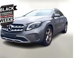 Grau Gebraucht 2017 Mercedes GLA180 Urban SUV | 18.988 € (Fairer Preis)