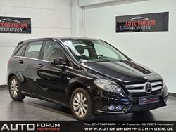 Kosmosschwarz lack Gebraucht 2011 Mercedes B200 Edition 1 Van / Kleinbus | 6.490 € (Guter Preis)