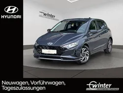 Grau Gebraucht 2024 Hyundai i20 Trend Kleinwagen | 16.880 € (Guter Preis)